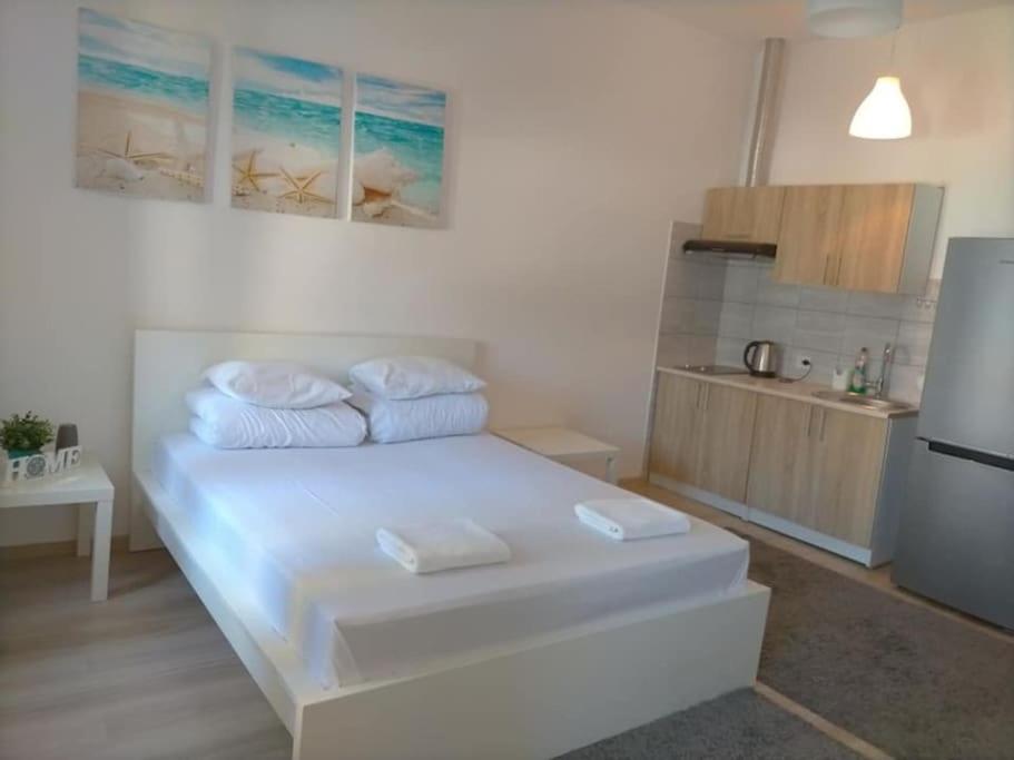 קרקוב Bright Josefa Apartments For Two מראה חיצוני תמונה